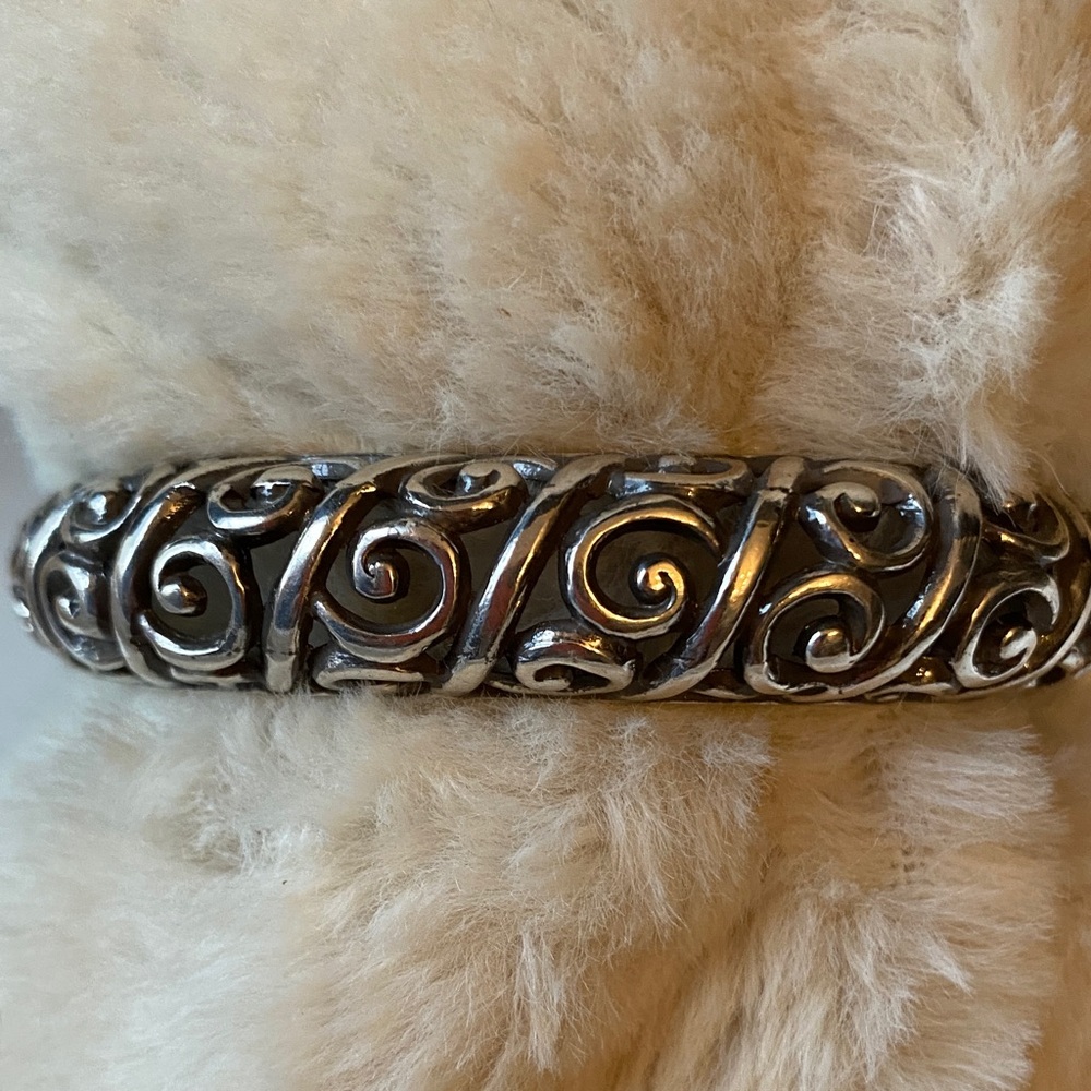 Scroll Work Silver Bangle Swirl Hinged Bracelet V… - image 2